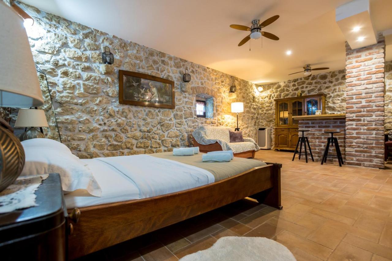 Rustical Nest Krk Old City Крк Экстерьер фото