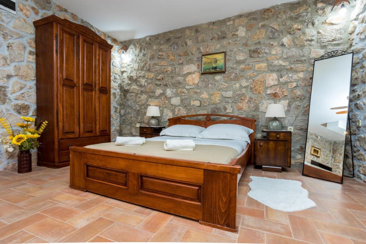 Rustical Nest Krk Old City Крк Экстерьер фото