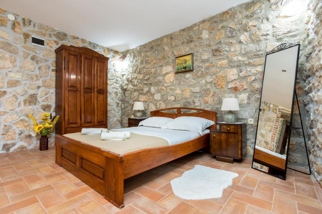 Rustical Nest Krk Old City Крк Экстерьер фото